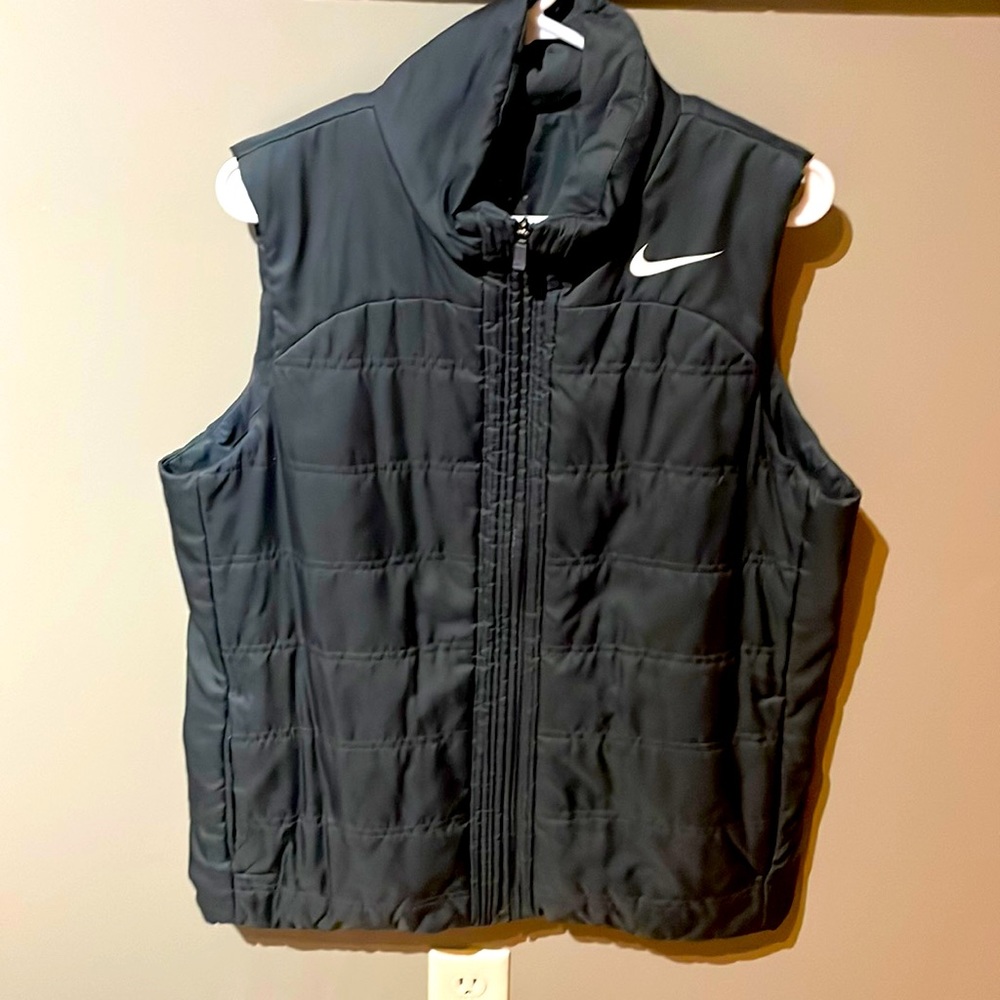 Nike extra large women’s vest